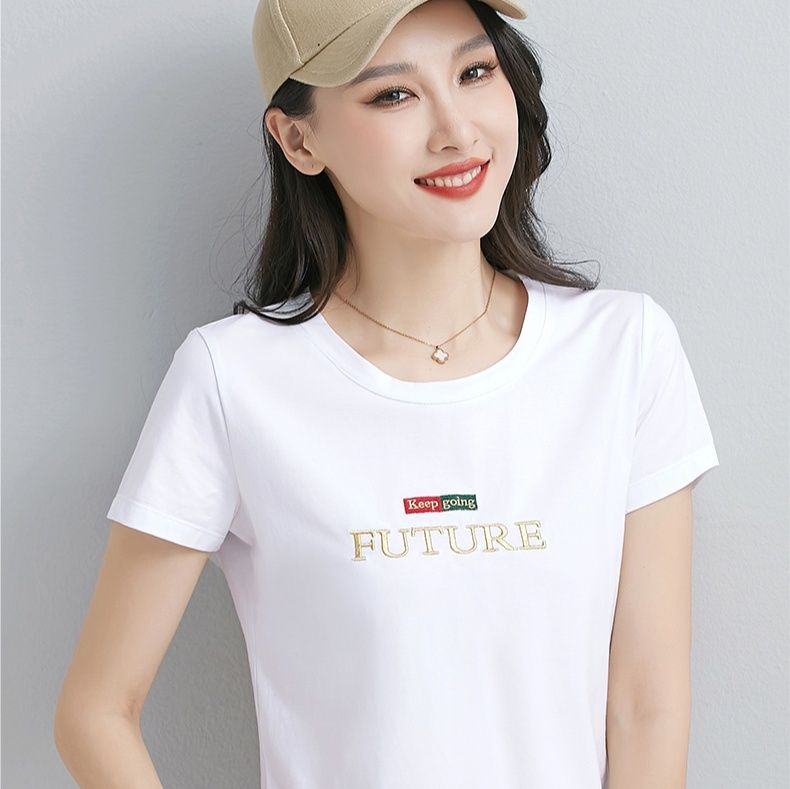 白Tシャツ 未来へ続く刺繍入り丸首半袖