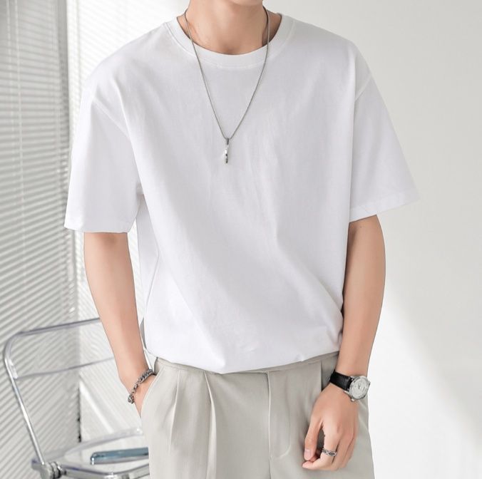 白Tシャツ 洗練シンプル半袖カットソー