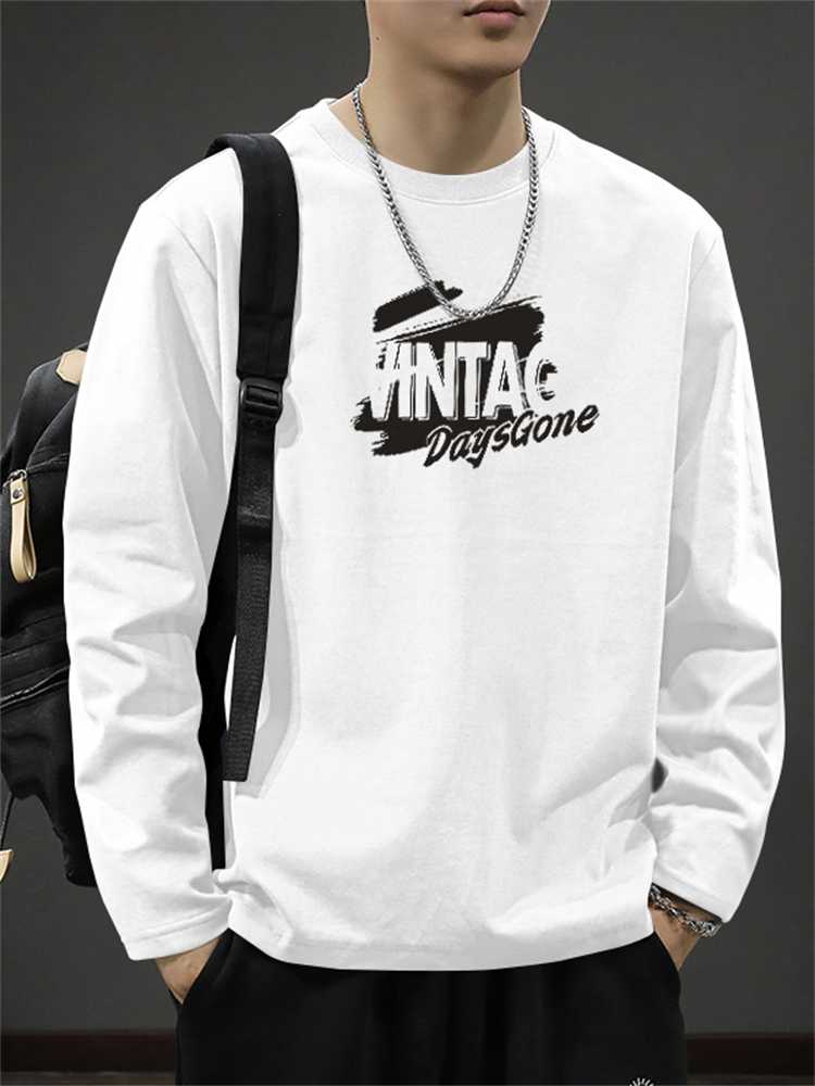 いつも清潔感が漂う！メンズ向け長袖白tシャツおすすめ10選