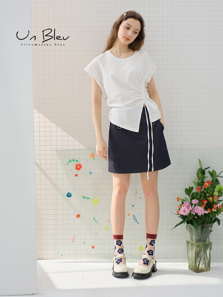 白Tシャツ サイドギャザーフリル袖カットソー