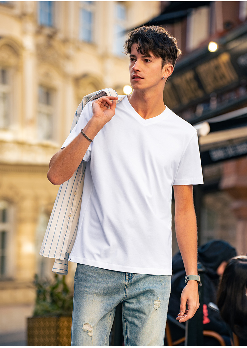 白Tシャツ 上質シルエット 丸首半袖