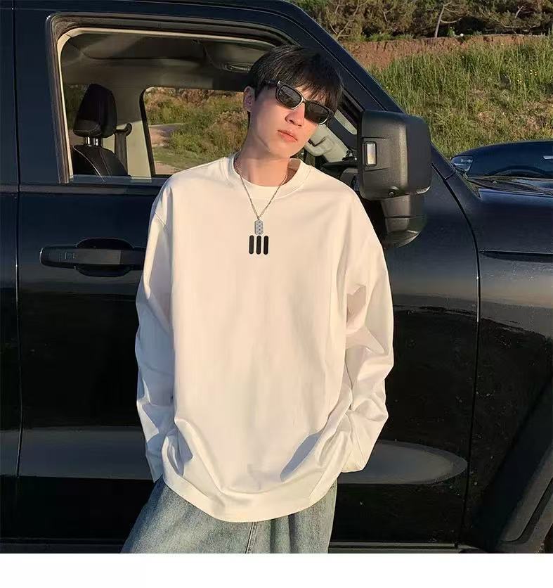 白Tシャツ メンズ 長袖 白 黒 Tシャツ ゆったり カジュアル トップス 全2色