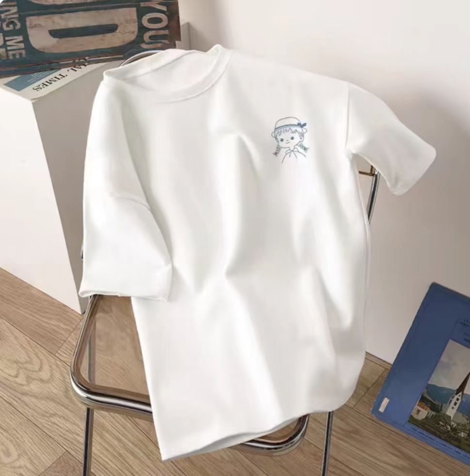 白Tシャツ レディース ワンポイント刺繍入り半袖カットソー
