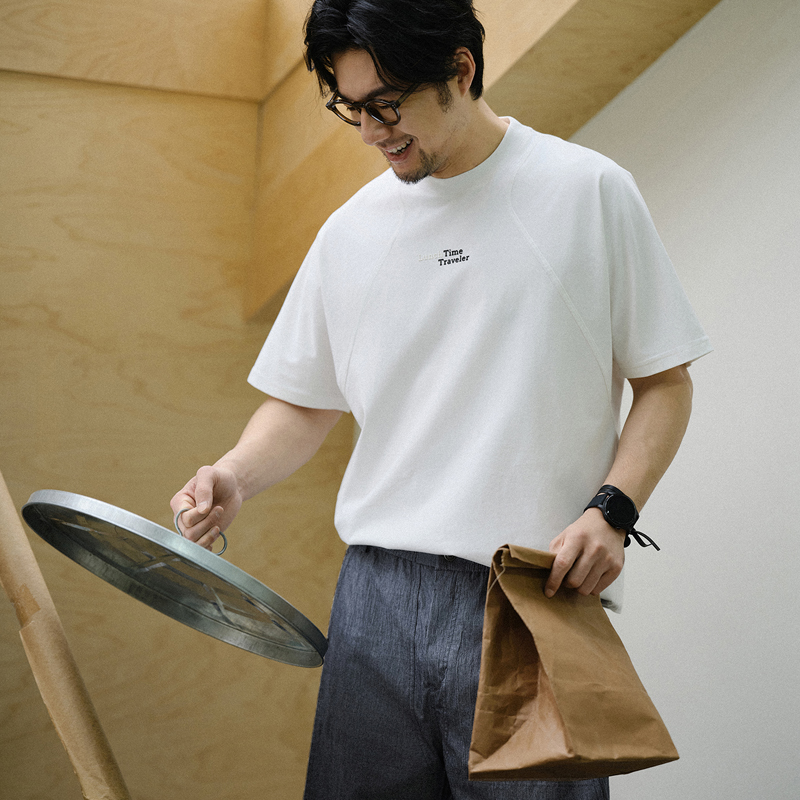 白Tシャツ メンズ 胸元刺繍入り立体縫製半袖カットソー