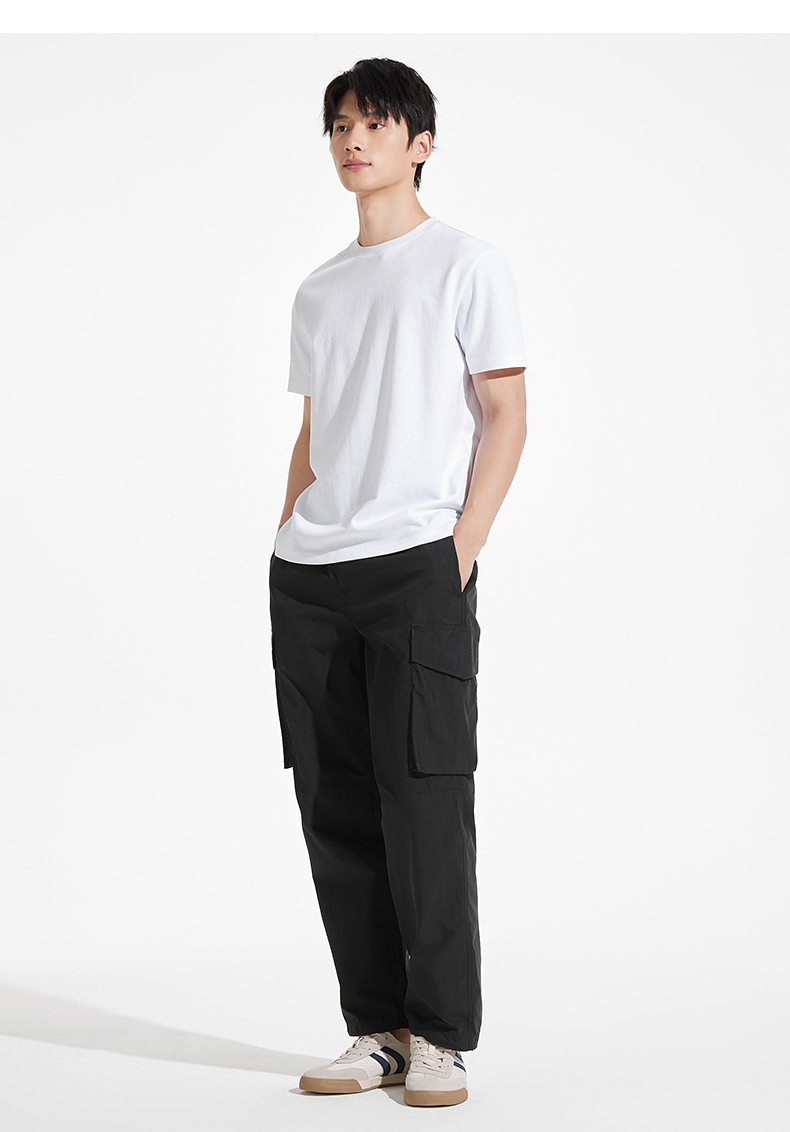 白Tシャツ 上質素材の定番丸首半袖
