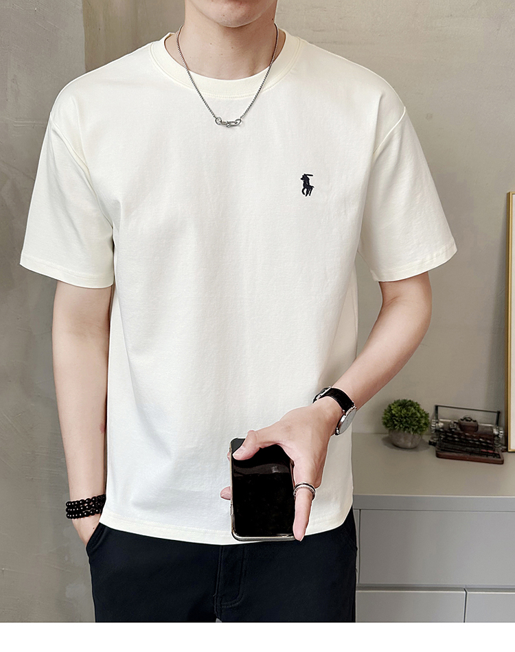 白Tシャツ 上質素材ワンポイント刺繍半袖