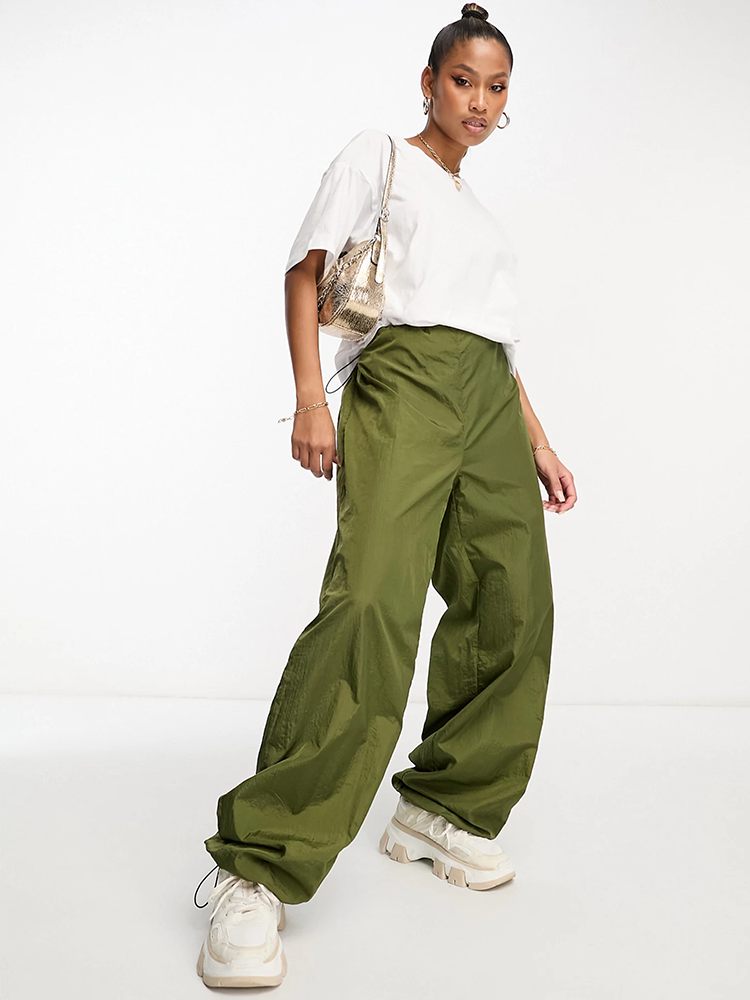 白Tシャツ シンプルゆったり丸首半袖カットソー
