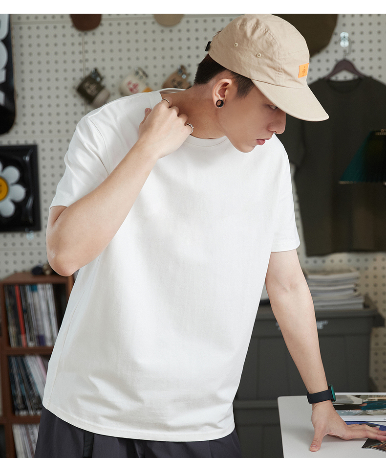 白Tシャツ すっきり着こなし クルーネック半袖