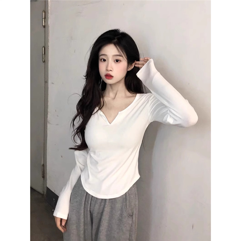 白Tシャツレディース 深めブイネック長袖カットソートップス