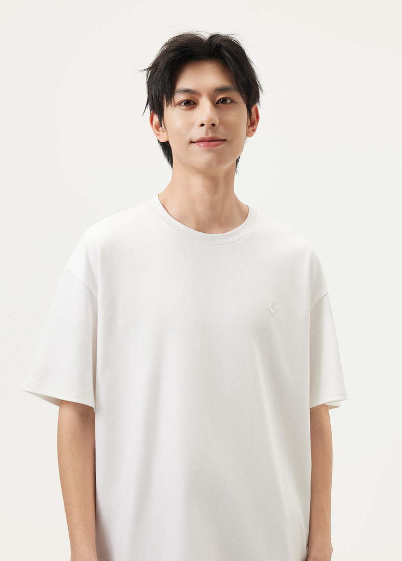 白Tシャツ 涼感ゆったり半袖シンプル