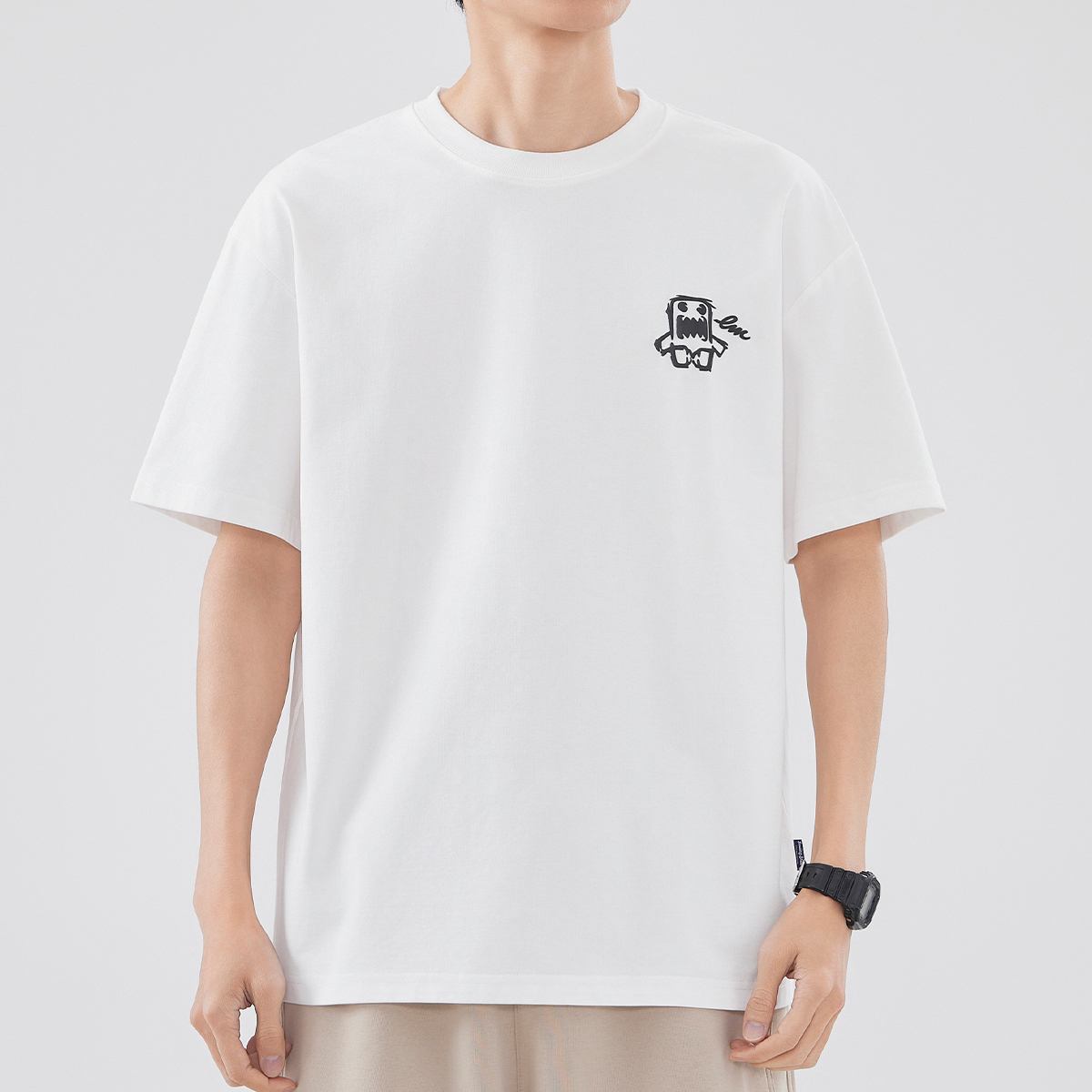 白Tシャツ メンズ 遊び心あふれる怪獣刺繍半袖