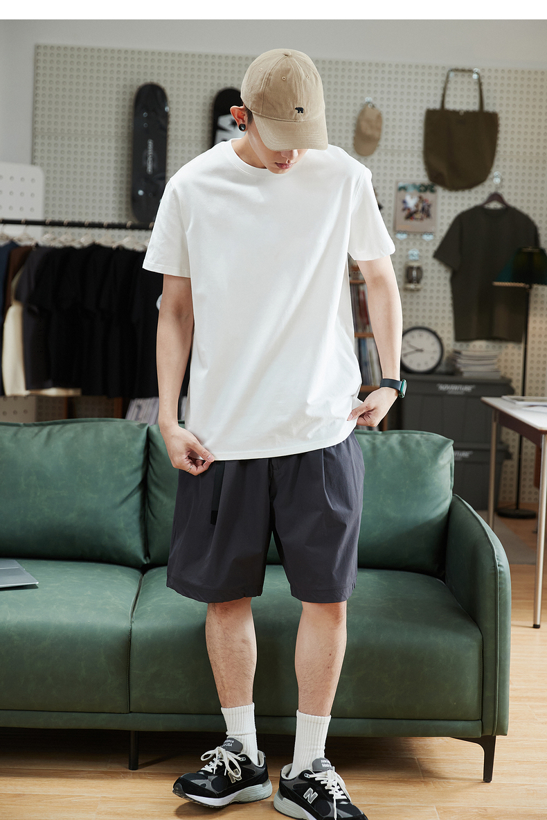 白Tシャツ すっきり着こなし クルーネック半袖