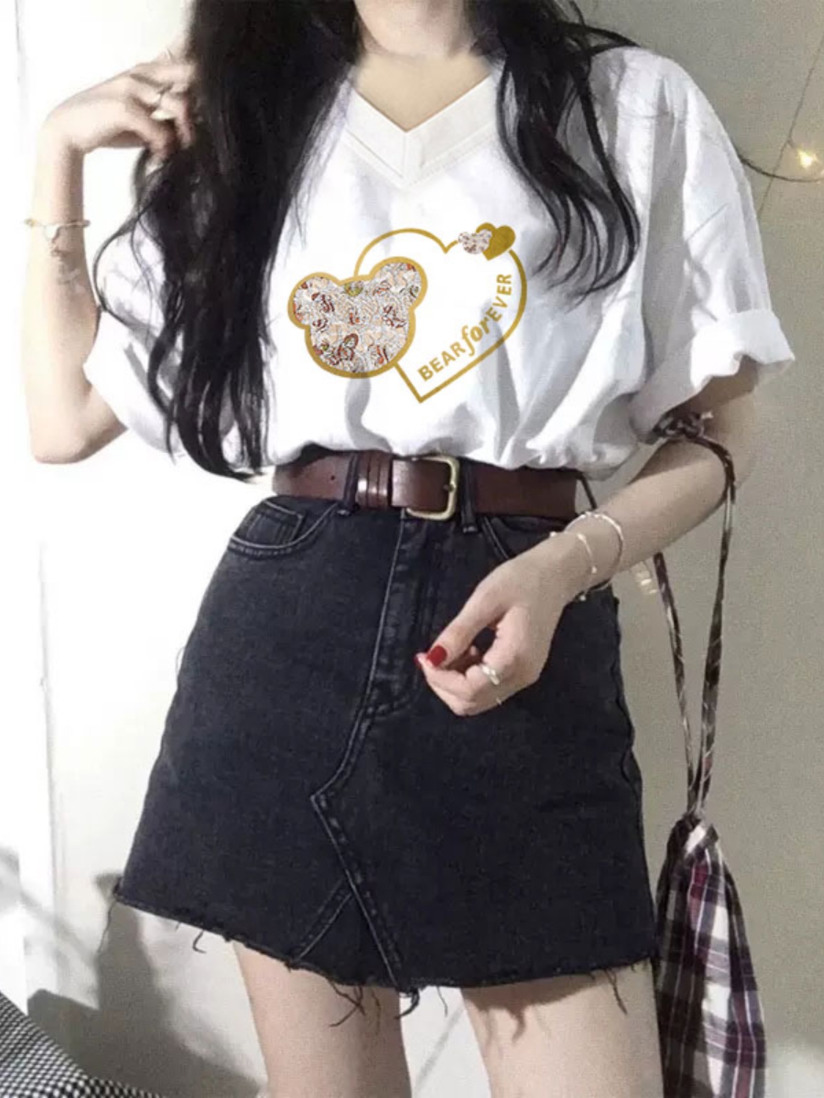 白Tシャツ Vネック ゆるシルエット 半袖