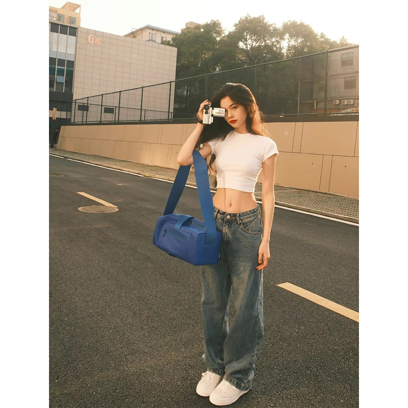 最強の白tはこれだ！着回し力抜群のおすすめ白Tシャツ5選