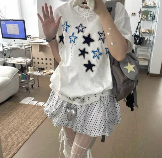 白Tシャツ 星柄プリント半袖白シャツ カジュアルカットソー