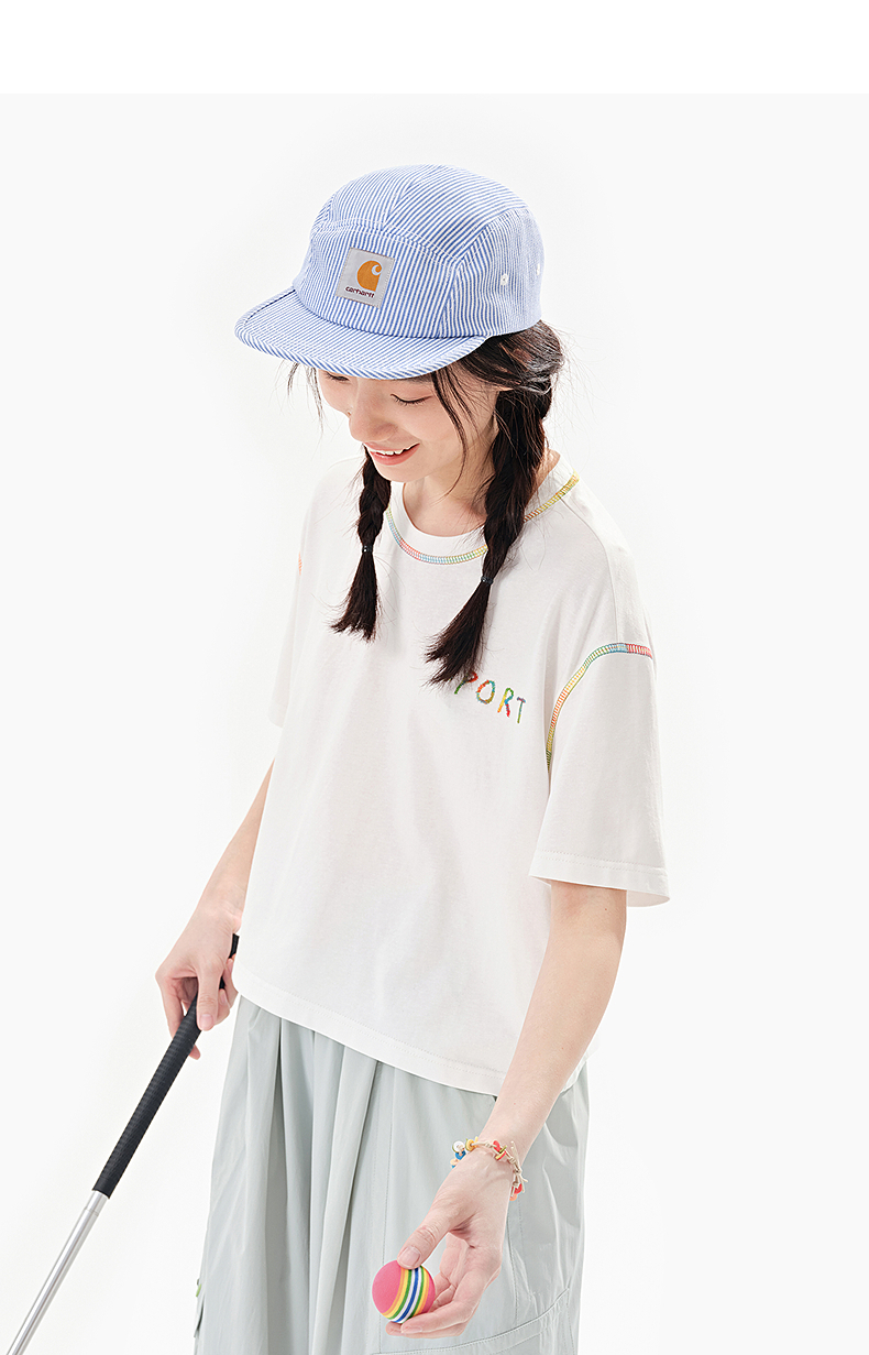 白Tシャツ 虹色ステッチ装飾クルーネック半袖