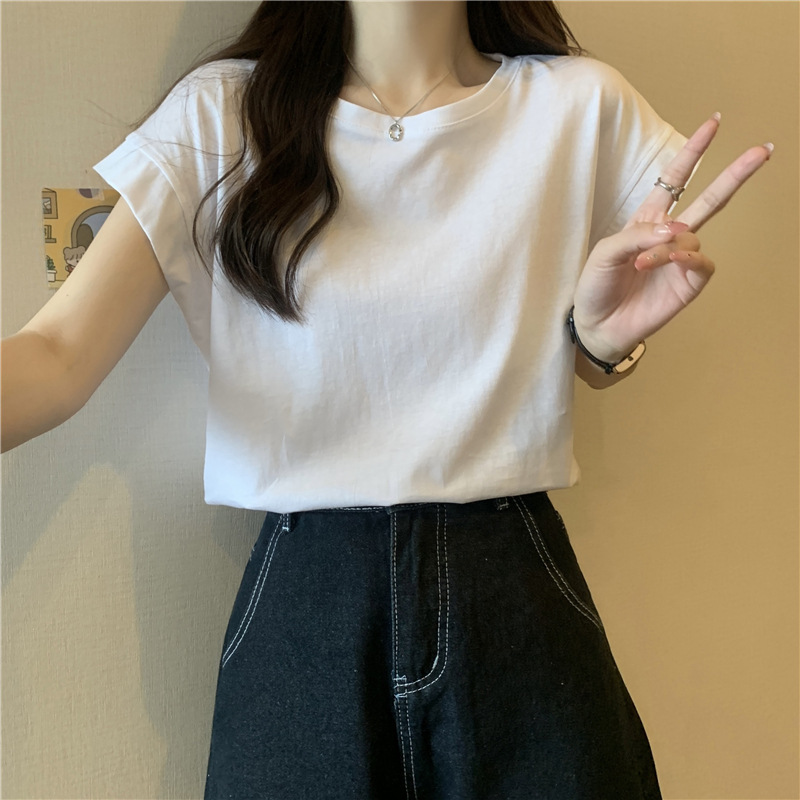 https://fulmo-img-server.com/blanctee/6c30595f-20d4-4a4b-b105-af2c03607ded.jpg