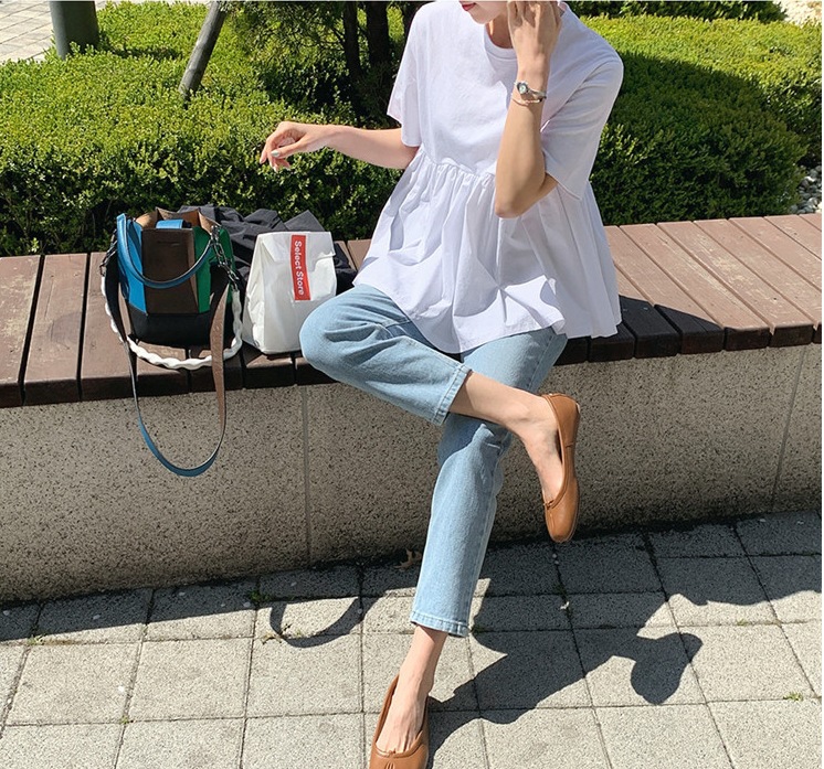 白Tシャツ フレア白半袖シャツ エーライン レディーストップス