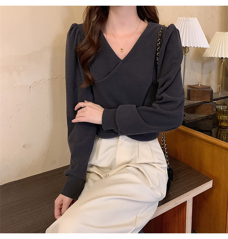 白Tシャツ ブイネック パフスリーブ 交差デザイン 長袖 白色トップス レディース