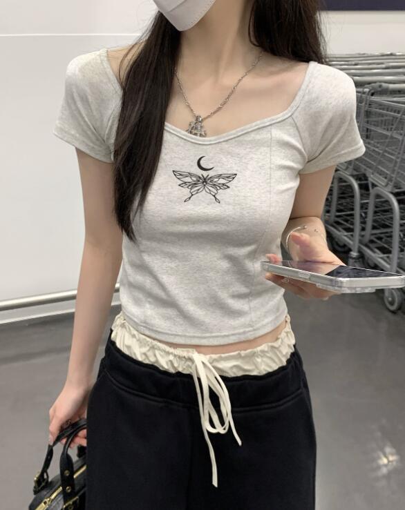 白Tシャツ 蝶々プリント半袖白カットソー レディーススリムトップス
