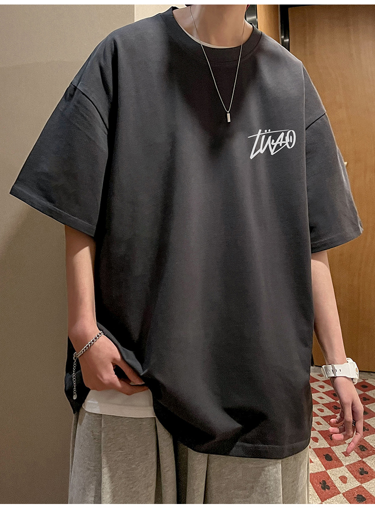 白Tシャツ メンズ シンプル筆記体ロゴ入りカジュアル半袖