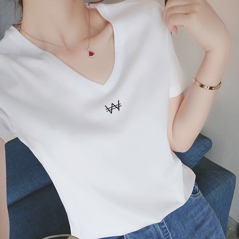 白Tシャツ ハートワンポイントＶネックシャツ