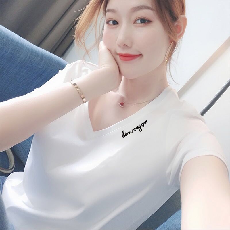 白Tシャツ ハートワンポイントＶネックシャツ