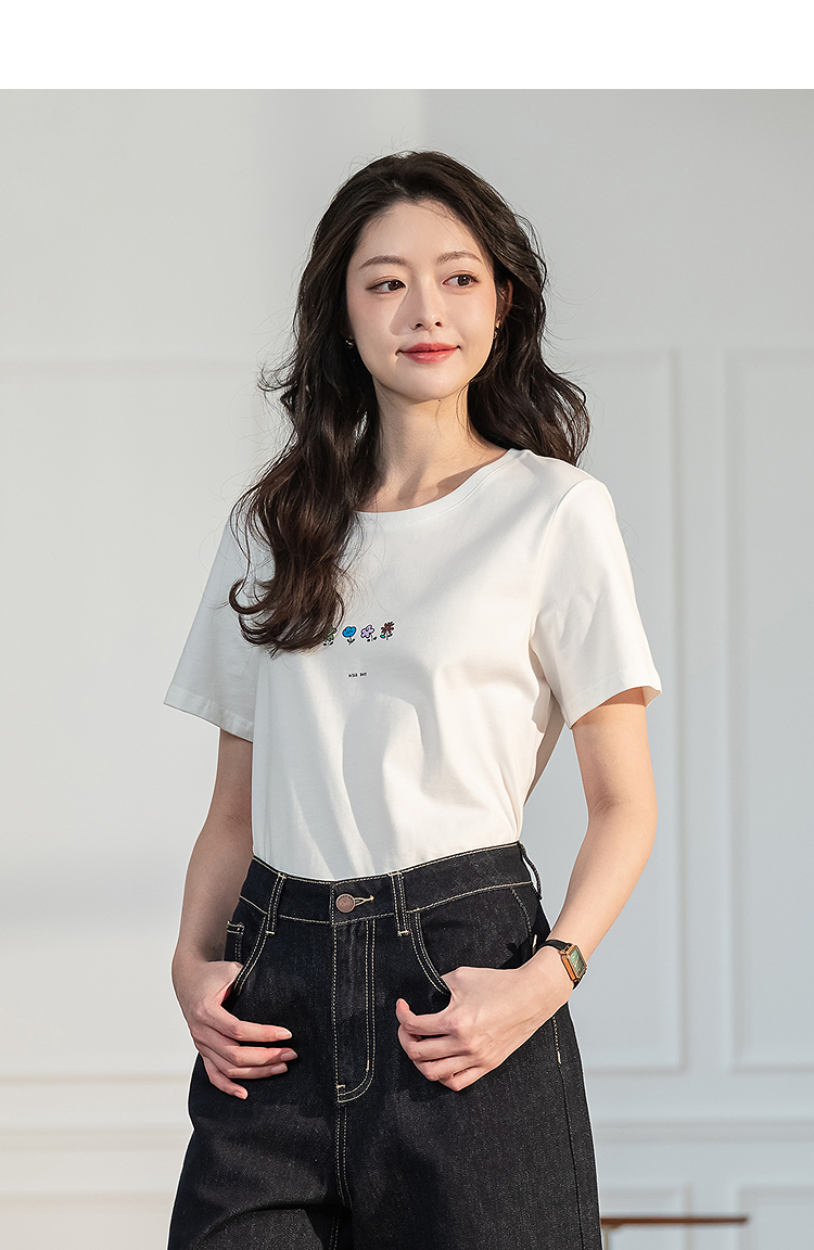 https://fulmo-img-server.com/blanctee/91911391-83c6-4861-b08f-13e3d0f27369.jpg