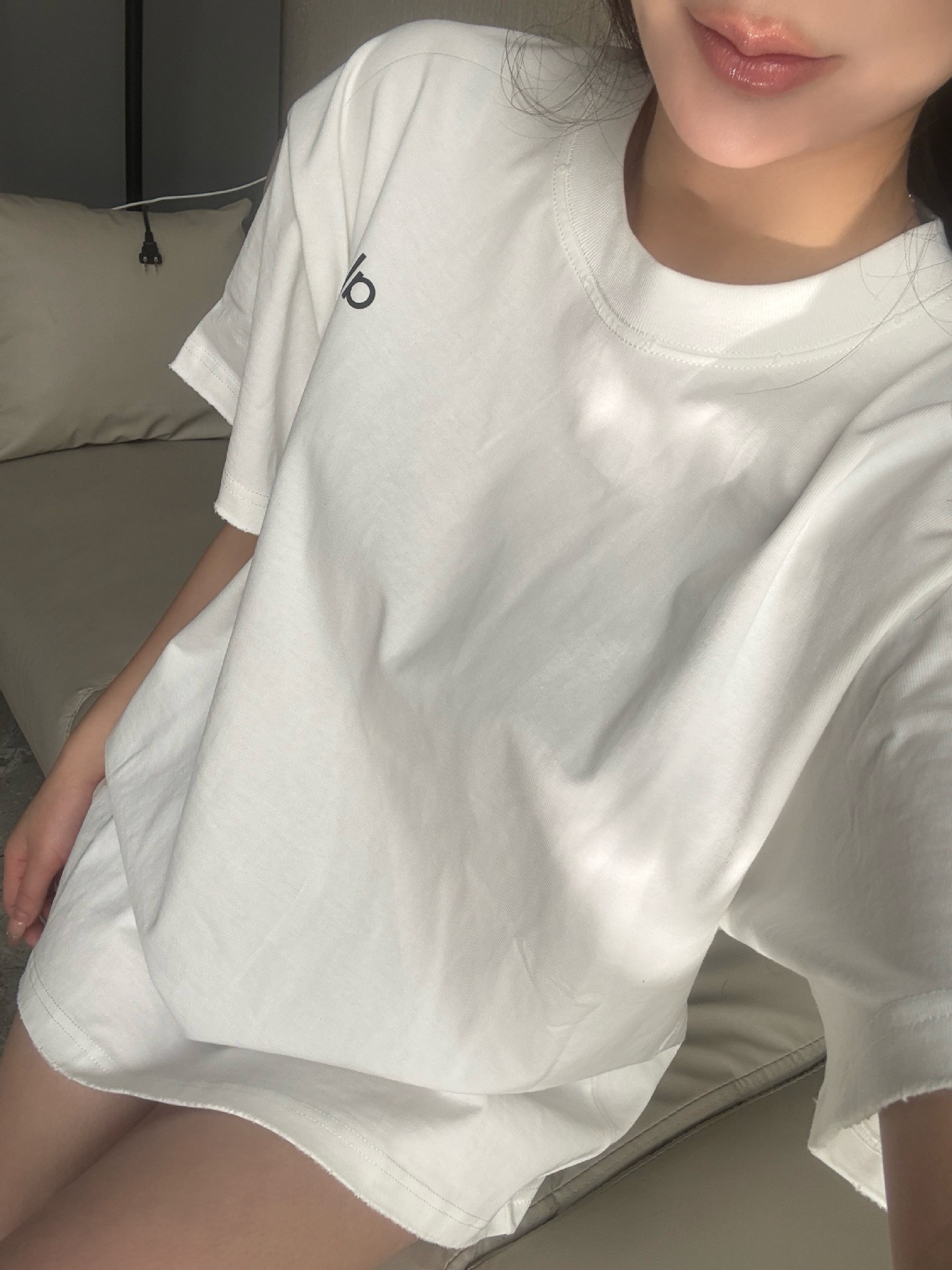 白Tシャツ レディース シンプルワンポイントゆったり半袖