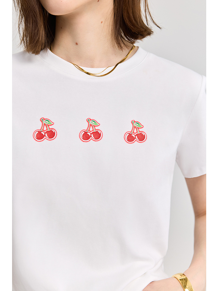 白Tシャツ さくらんぼ刺繍 シンプルフィット
