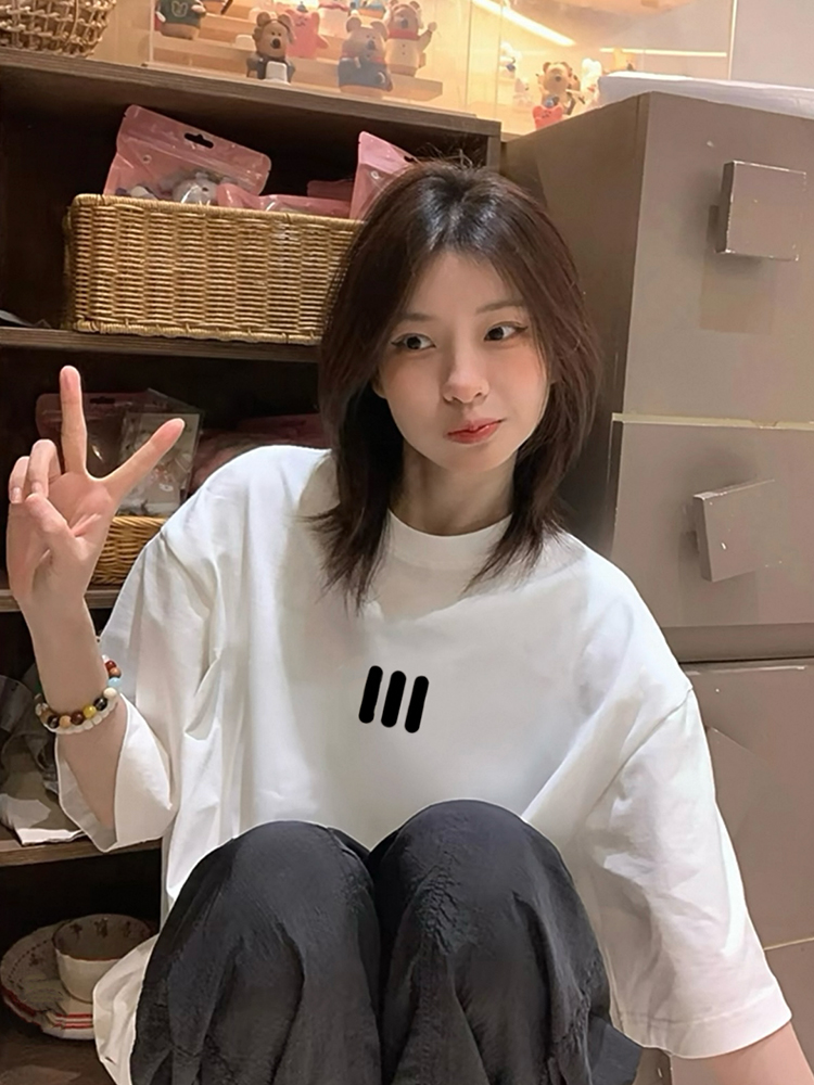 白Tシャツ レディース 三本線モチーフゆったり長袖