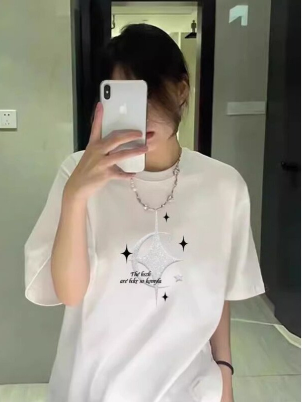 https://fulmo-img-server.com/blanctee/aaf57a06-02dc-4700-ab52-edf2c31e6767.jpg