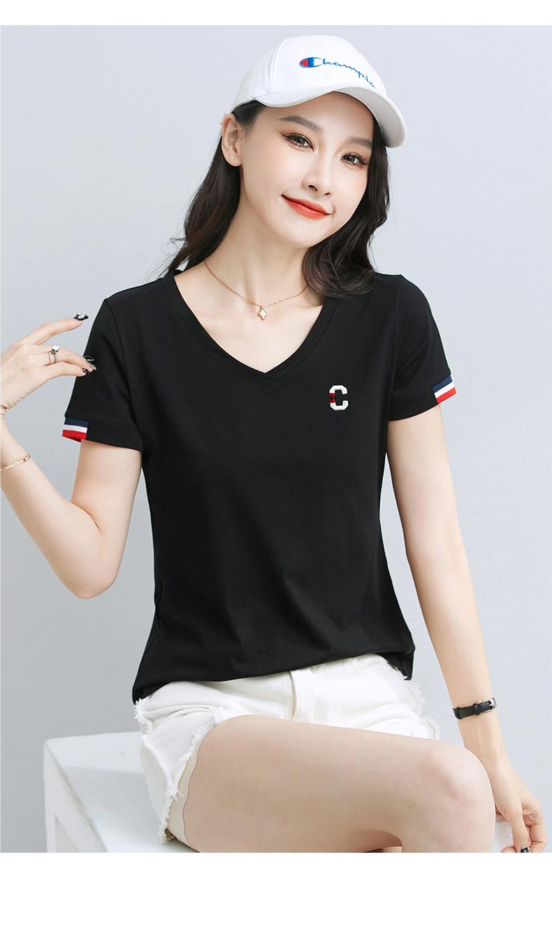 白Tシャツ トリコロール刺繍入り細身Vネック