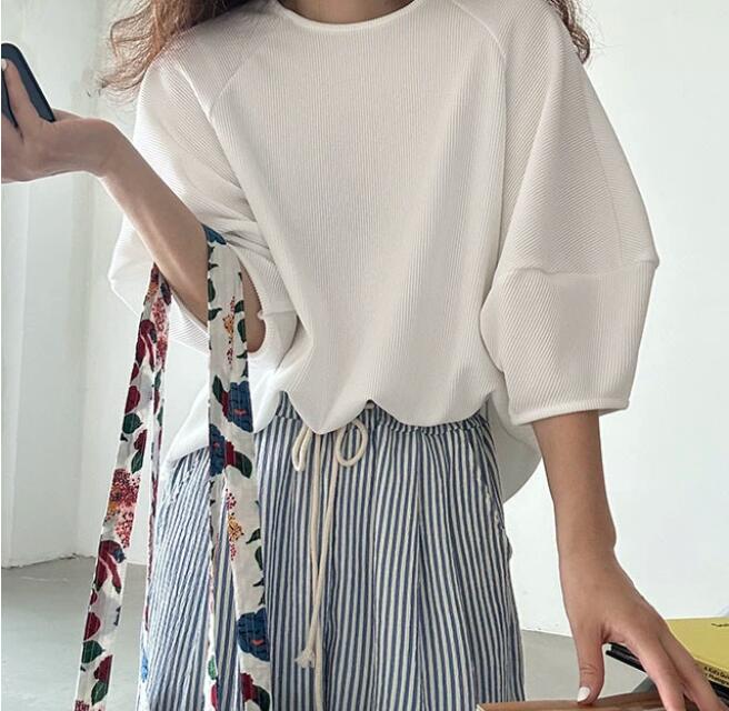 レディース 白Tシャツ 半袖 ゆったりニット