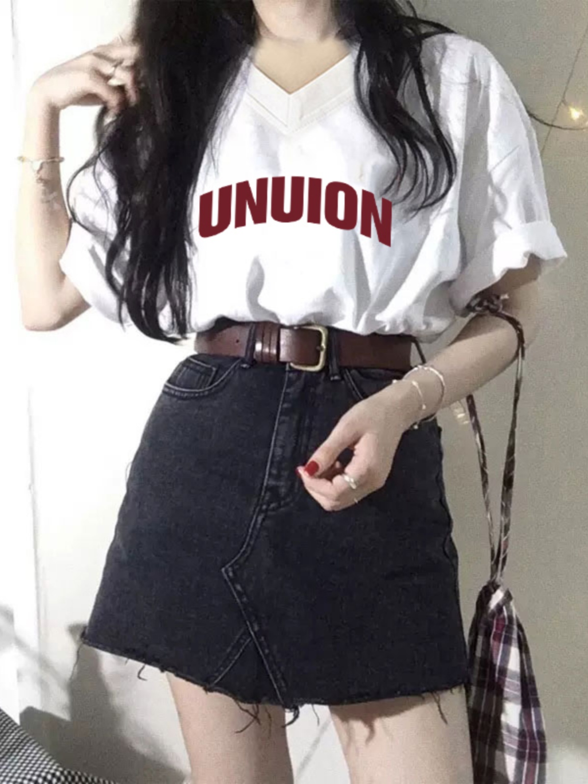 白Tシャツ Vネック ゆるシルエット 半袖