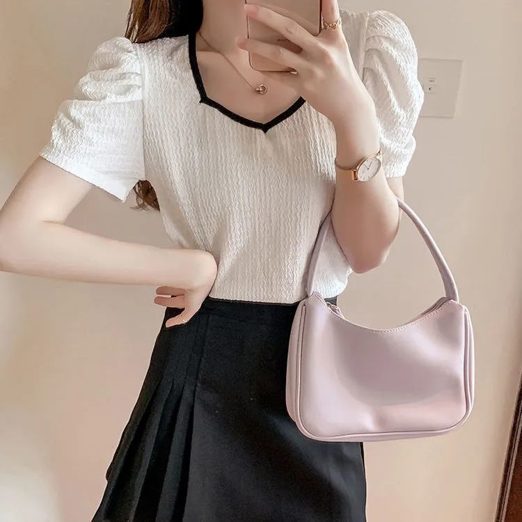 白Tシャツレディース パフスリーブ配色パイピングブイネック半袖トップス