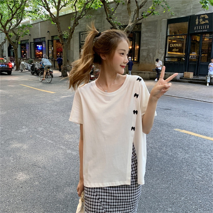 白Tシャツ 蝶結び装飾スリット入り半袖白色ティーシャツ