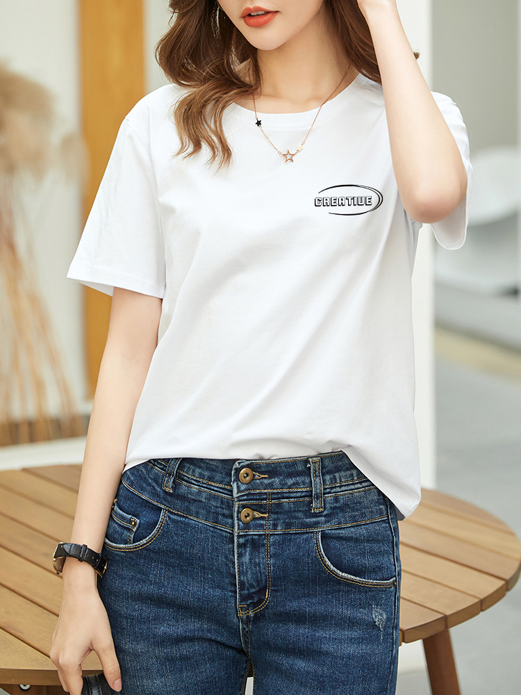 白Tシャツ 胸元ワンポイントロゴ入り半袖丸首カットソー