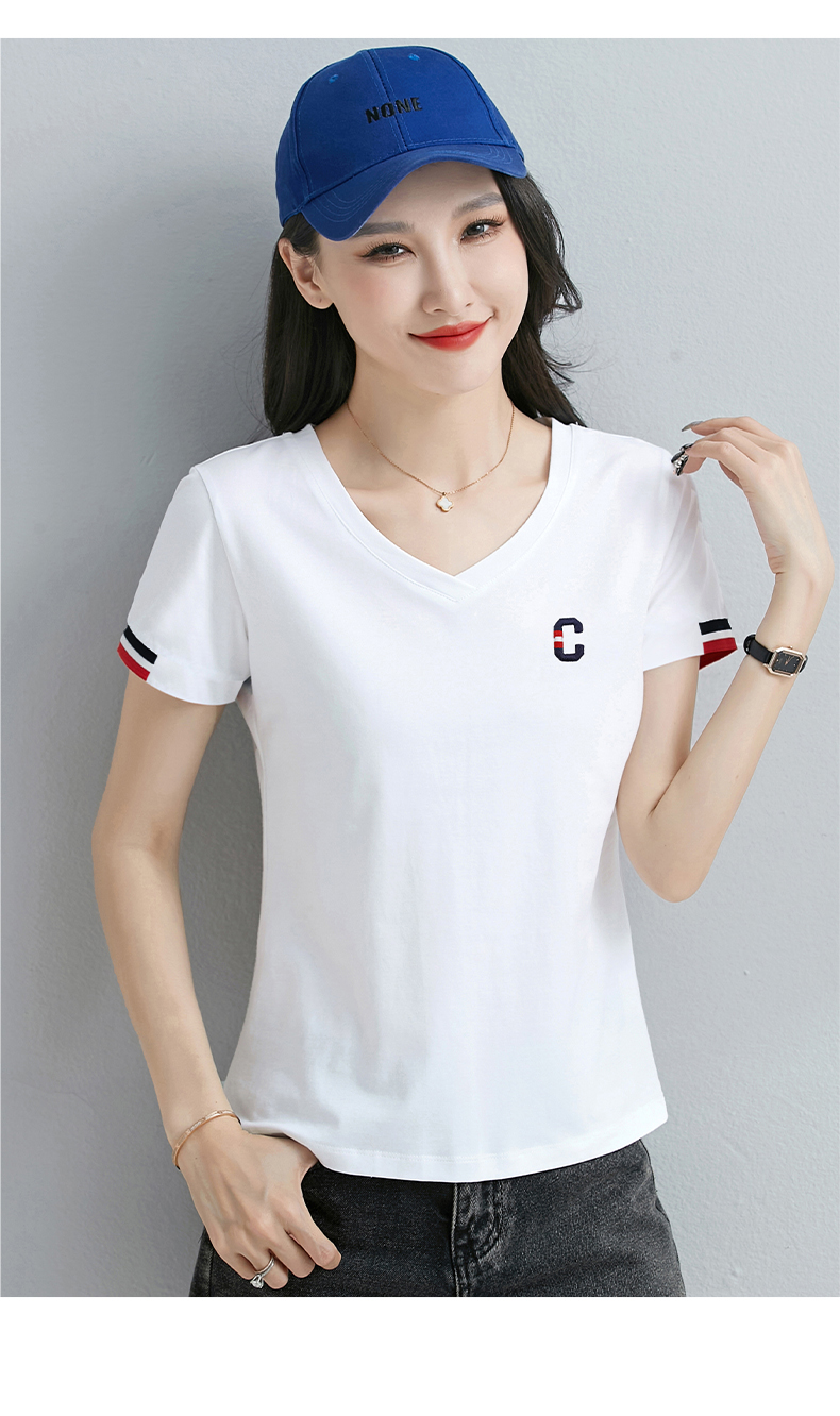 白Tシャツ トリコロール刺繍入り細身Vネック