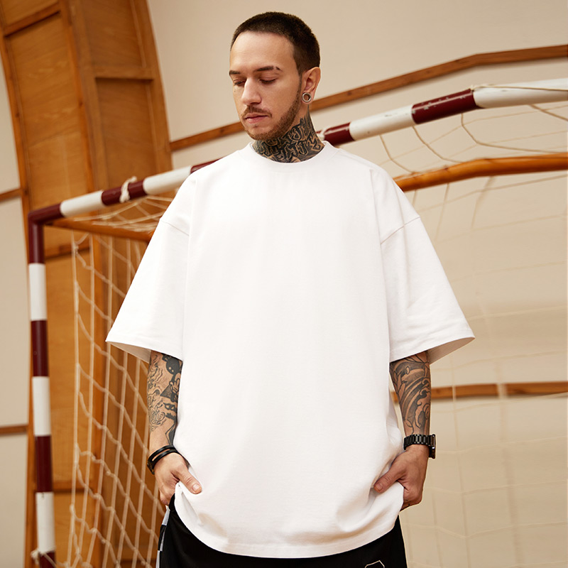 白Tシャツ ゆったりシルエット半袖カットソー