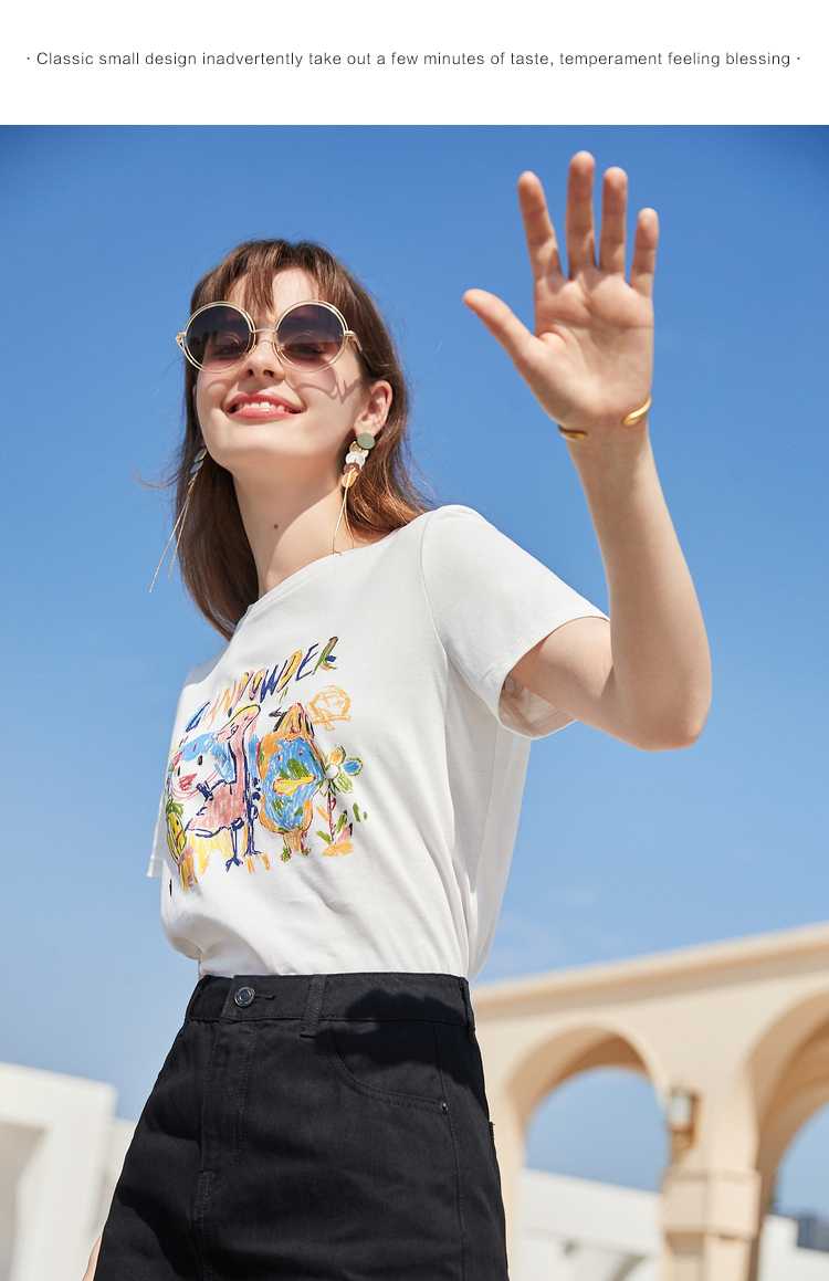 白Tシャツ 手描き風アート 半袖カットソー