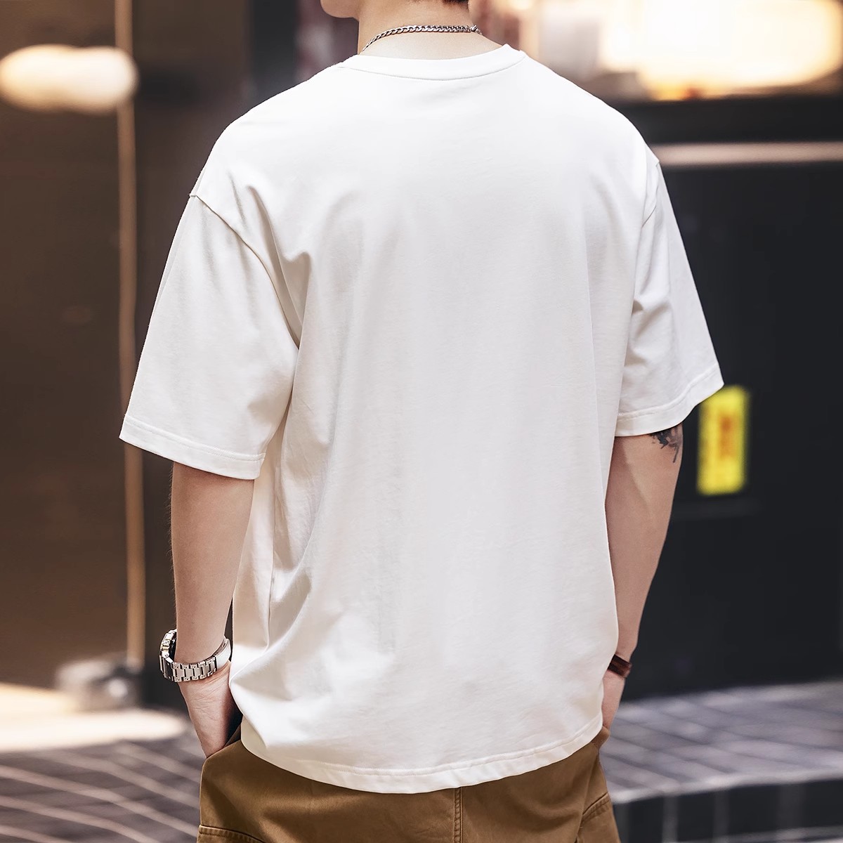 https://fulmo-img-server.com/blanctee/d9be5c42-51ba-4e02-af6d-ceabfad8c1f5.jpg