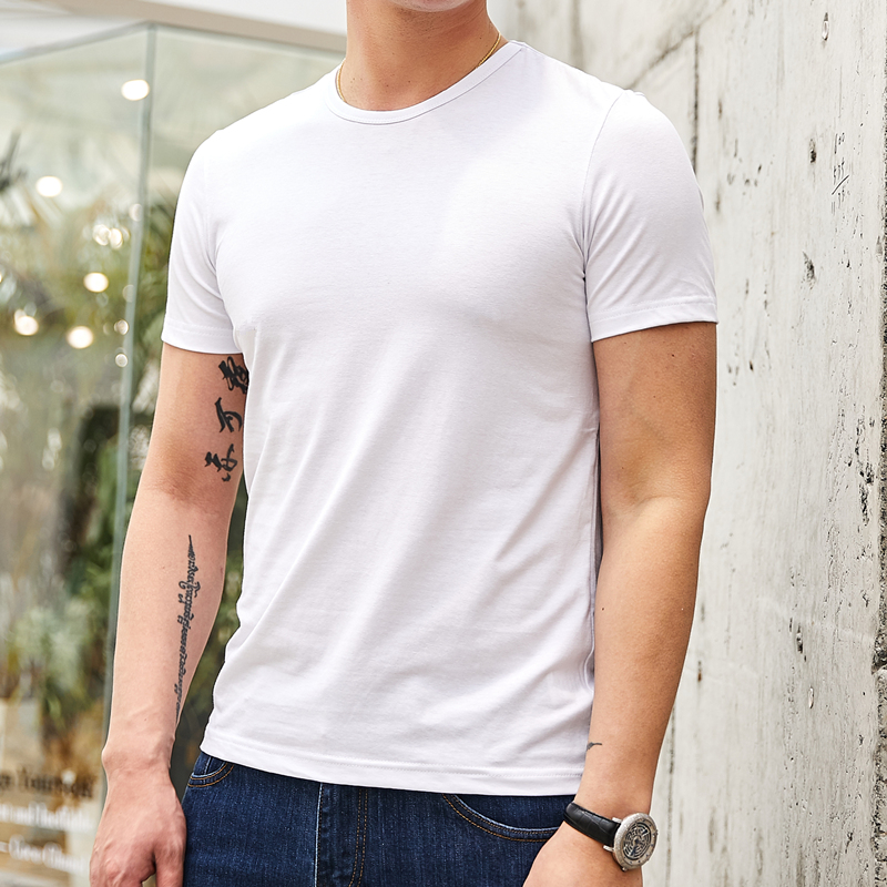 白Tシャツ シンプル美シルエット半袖
