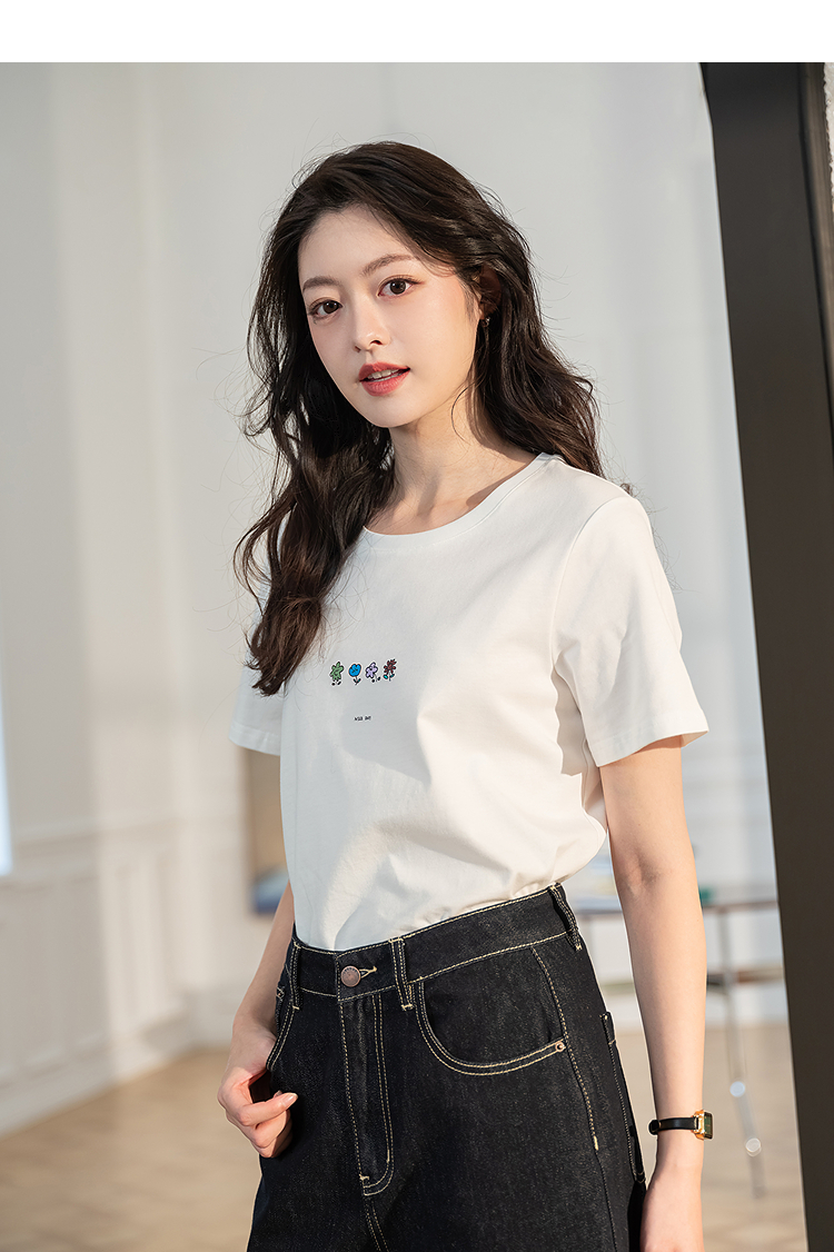 https://fulmo-img-server.com/blanctee/df9b6105-64f8-4740-91c0-a8218286cbc5.jpg