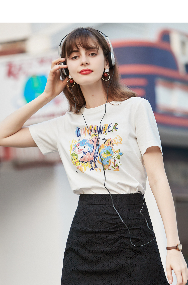 白Tシャツ 手描き風アート 半袖カットソー