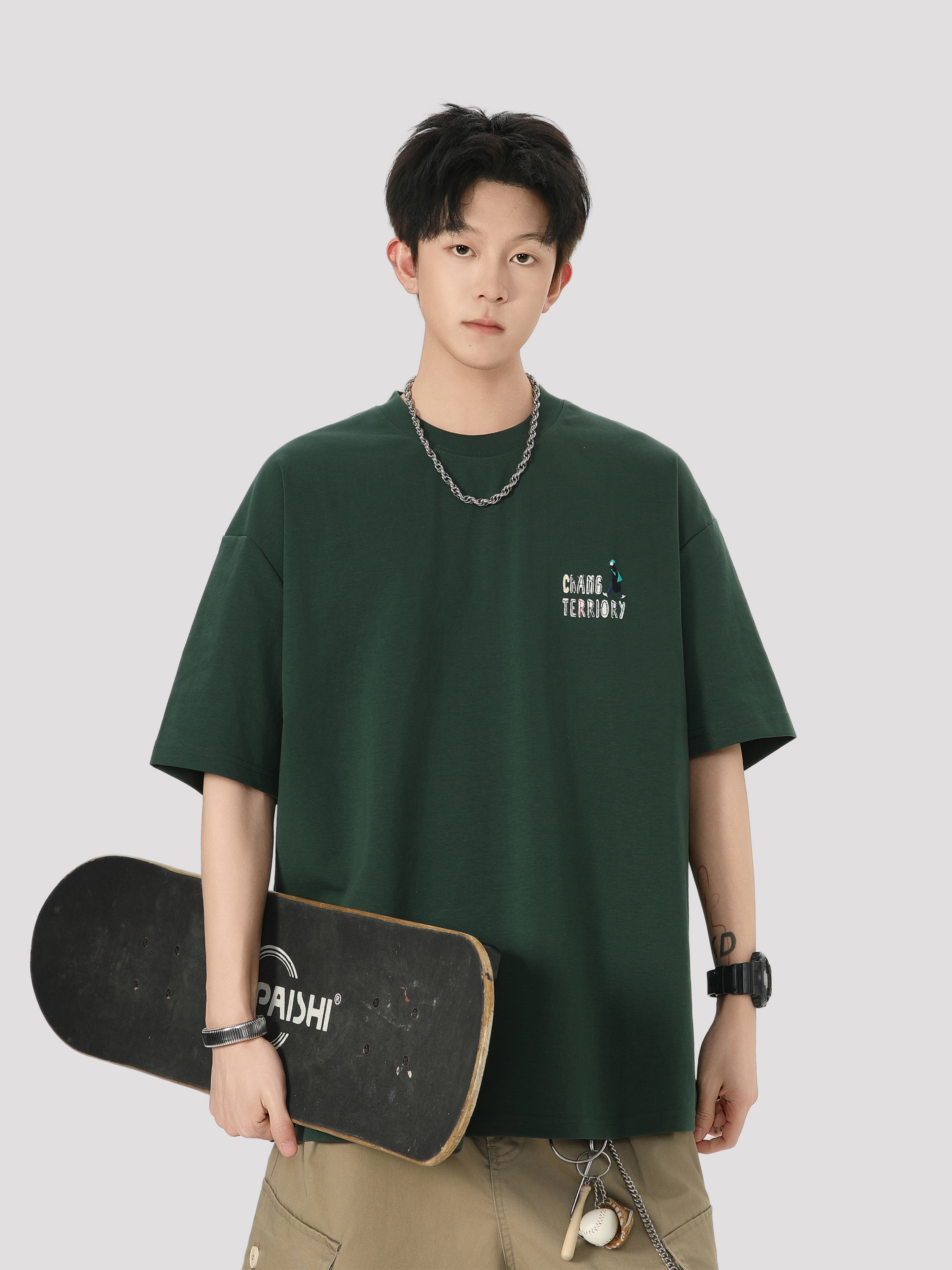 白Tシャツ メンズ 胸元ワンポイント刺繍ゆったり半袖