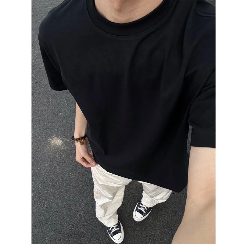 https://fulmo-img-server.com/blanctee/ea1ffa25-982d-43ff-a472-be842be56298.jpg