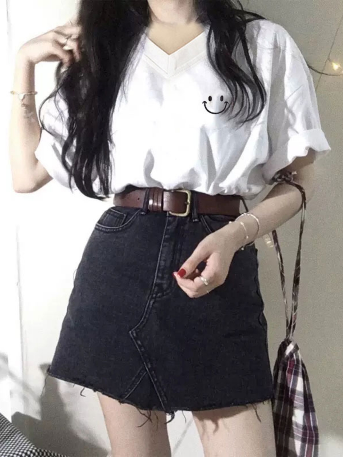 白Tシャツ Vネック ゆるシルエット 半袖