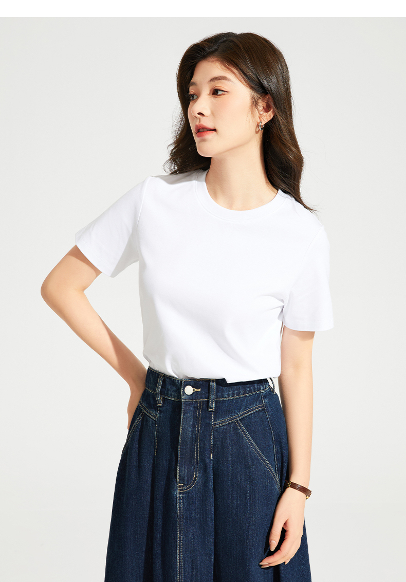 白Tシャツ すっきり着こなせる定番丸首半袖
