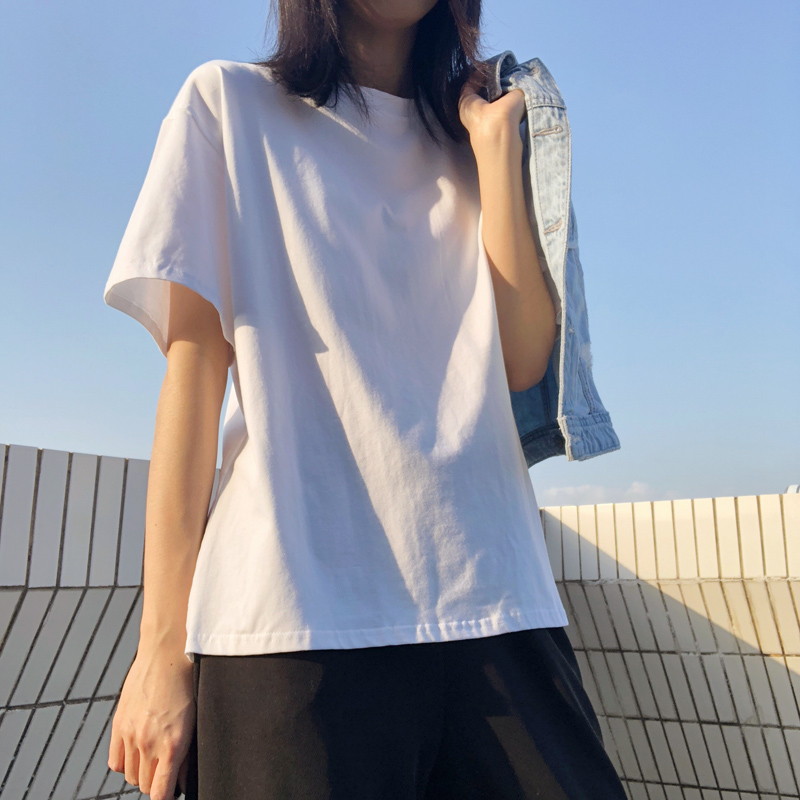 白Tシャツ レディース すっきりシルエットゆったり半袖